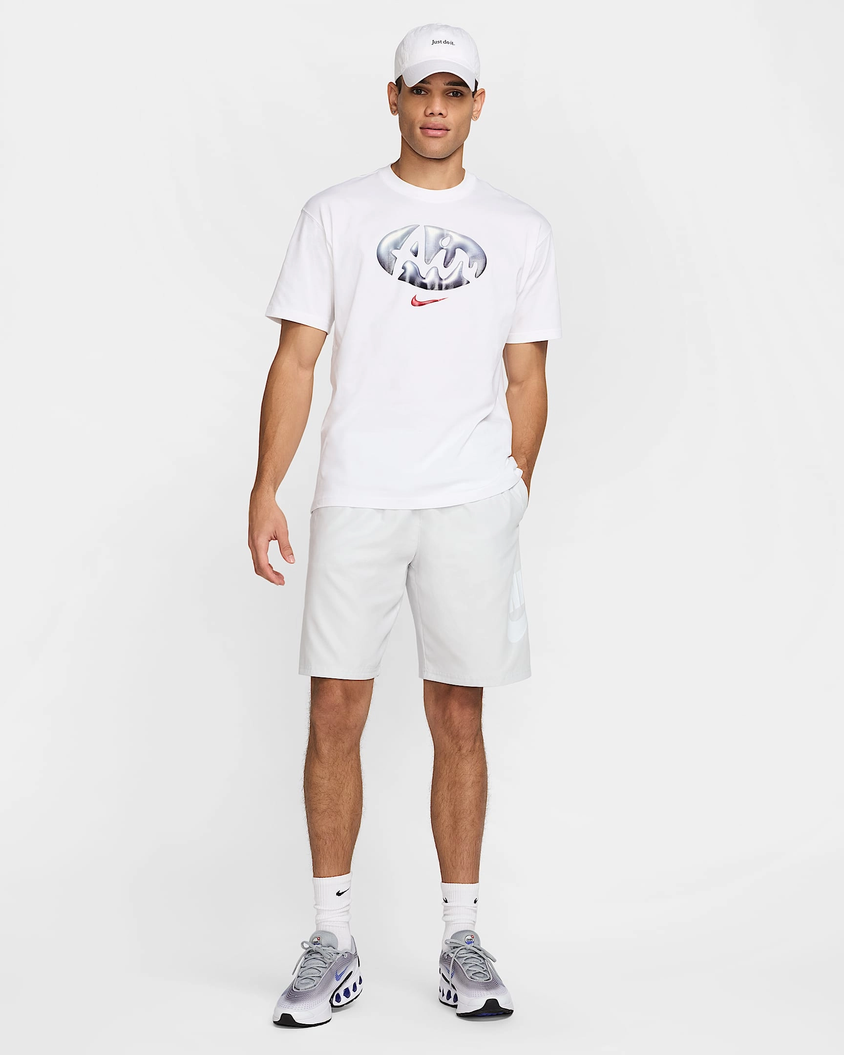 Nike Max90 Herren T-Shirt: Dein Style, deine Regeln. Zeitloser Klassiker, maximaler Komfort, unverkennbar Nike.
