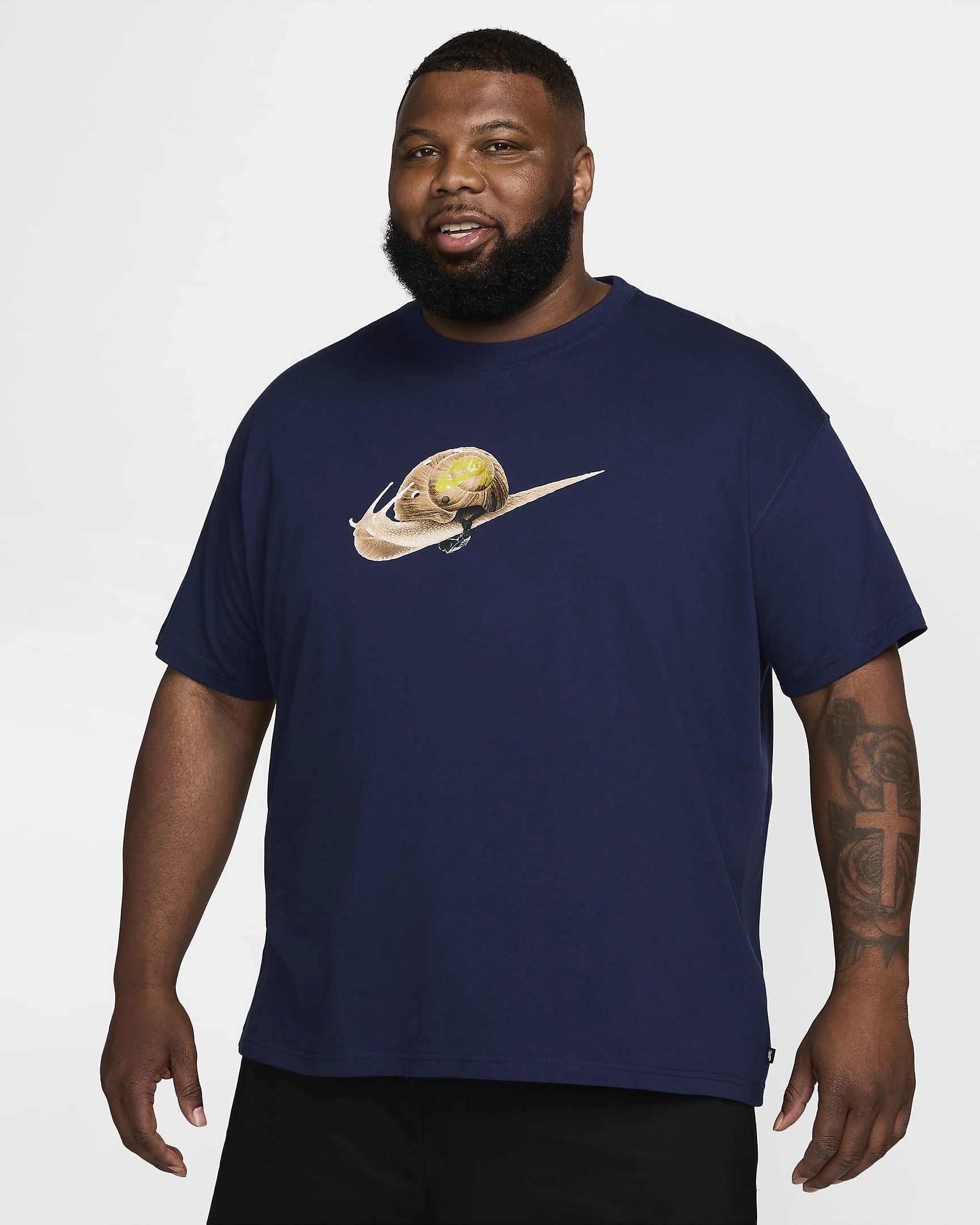 Nike SB Max90 Skate T-Shirt Ein Streetwear-Traum für Skater: Style meets Performance, ready to roll.